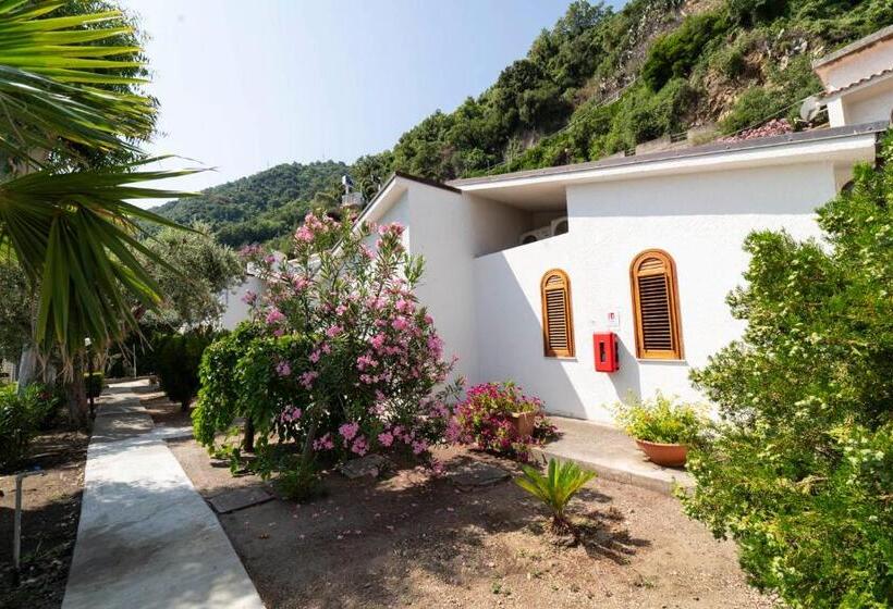 בית מלון כפרי Testa Di Monaco Natural Beach