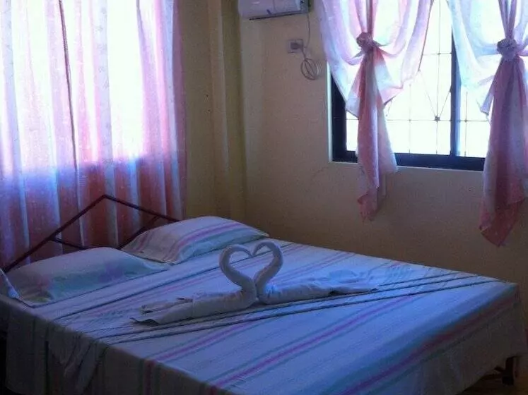 Merly S Place Cottages