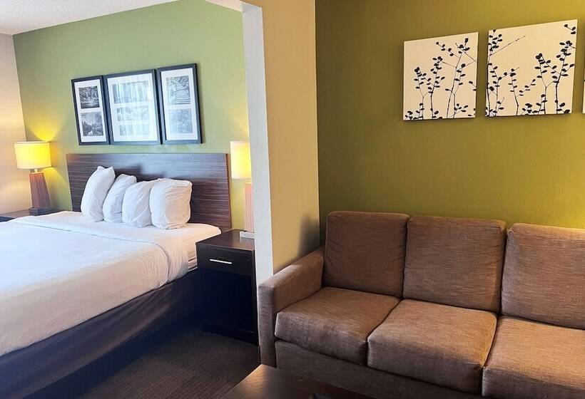 Отель Ramada By Wyndham Jackson Ms