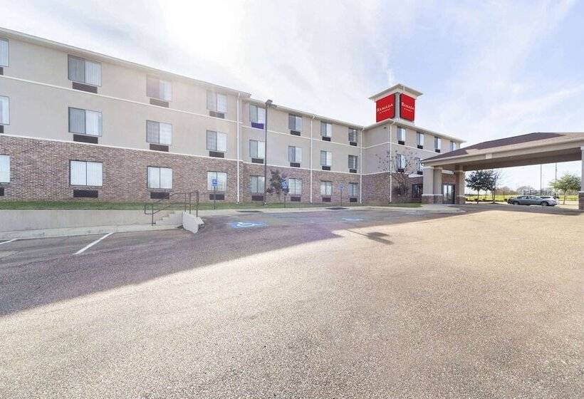 Отель Ramada By Wyndham Jackson Ms