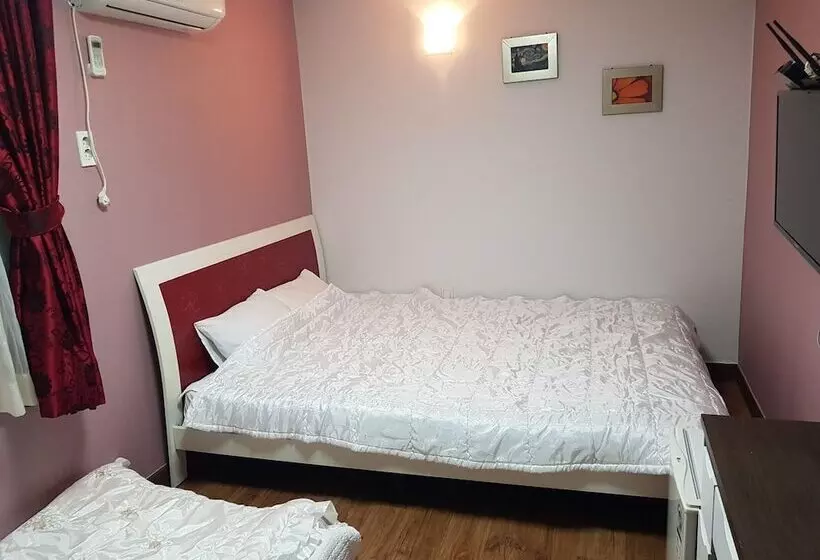 Retkeilymaja Jeju Stay