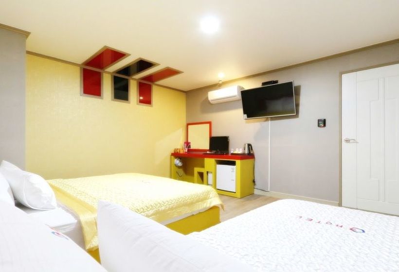 בית מלון כפרי G