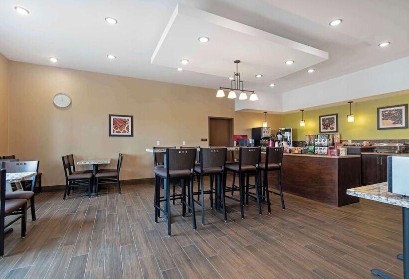 Hotel Best Western Plus Moosomin