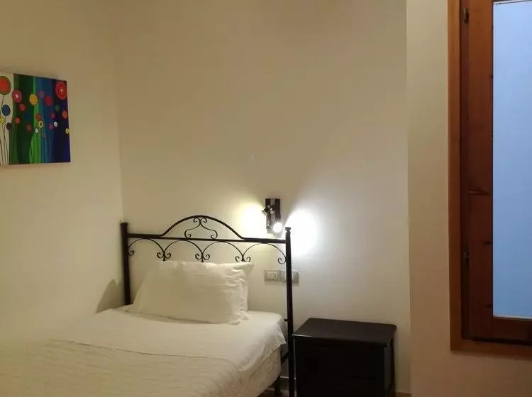 בית מלון כפרי Cagliari Novecento