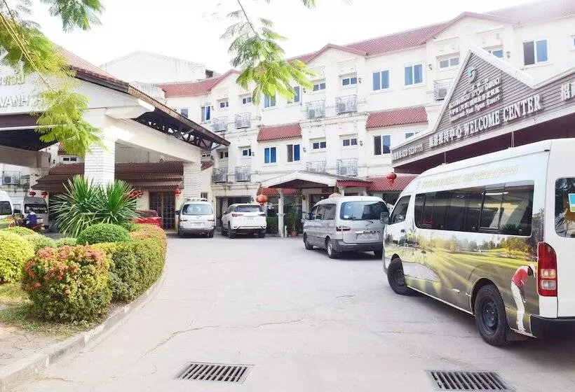 Отель Dansavanh Vientiane