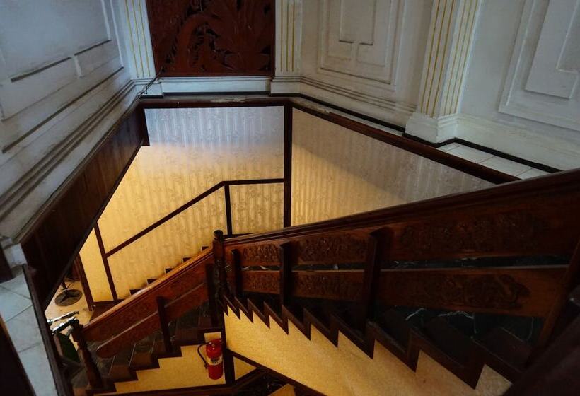 בית מלון כפרי Dansavanh Vientiane