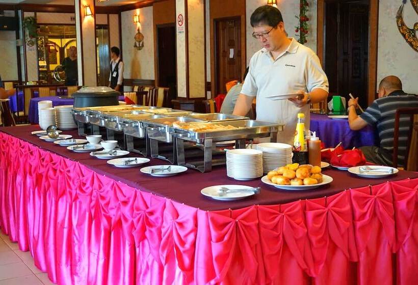 בית מלון כפרי Dansavanh Vientiane