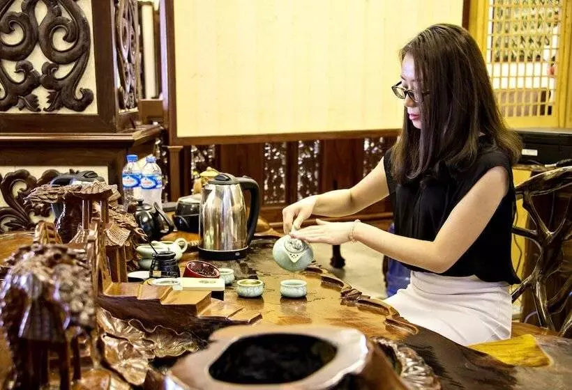 Отель Dansavanh Vientiane