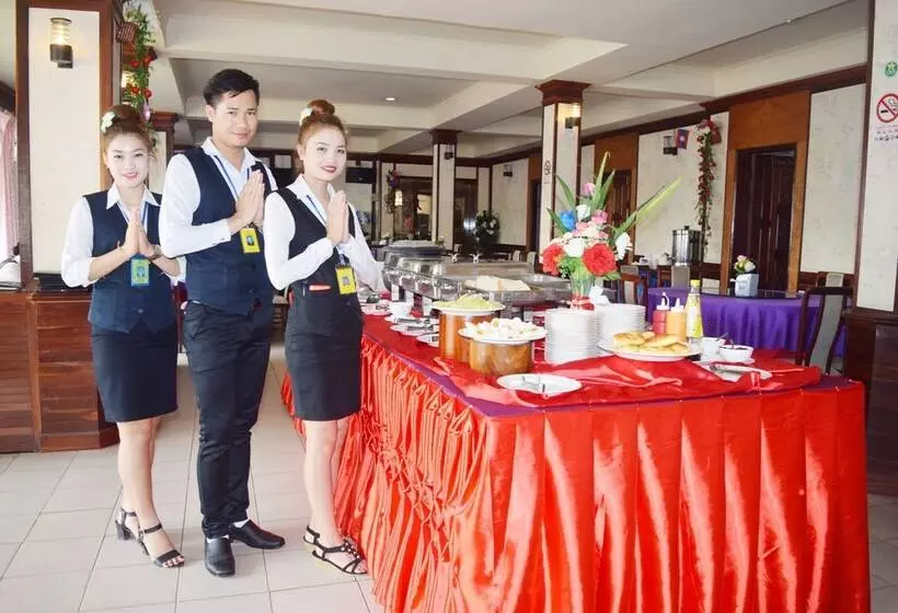 Отель Dansavanh Vientiane