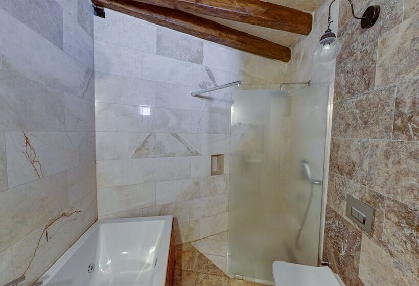 هتل Elegance Cave Suites & Restaurant