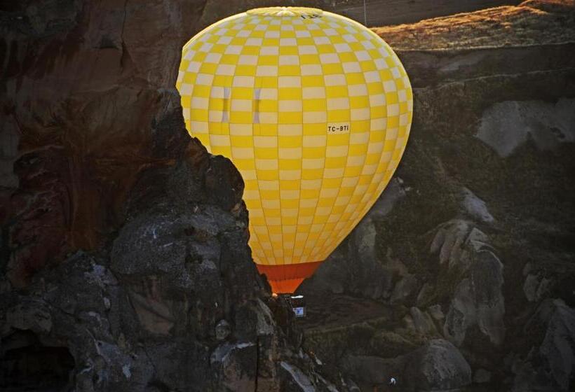 فندق Goreme Valley Cave House