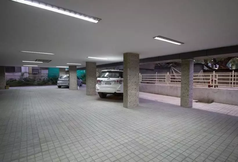 ホテル Oyo Rooms Koti Imlibun Bus Station