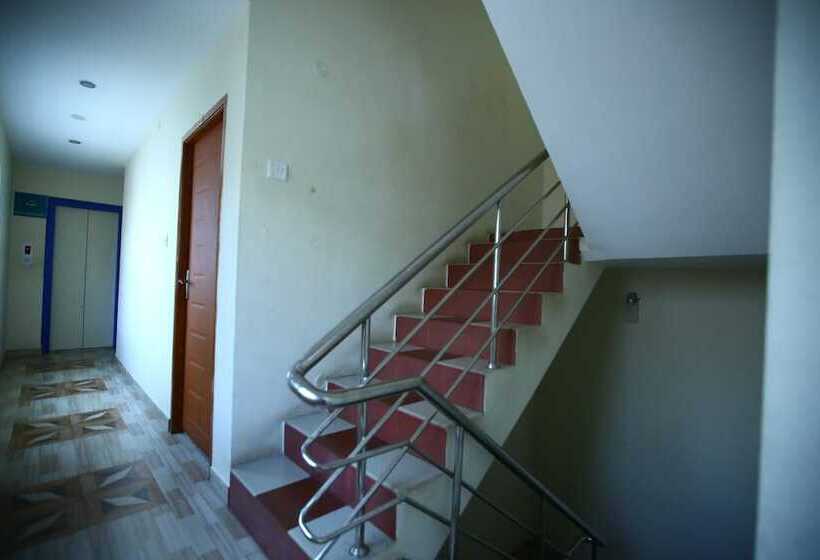 هتل Oyo Rooms Tambaram Airport Road Mepz