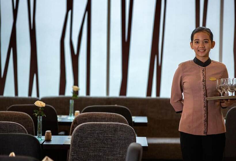 בית מלון כפרי Santika Pekalongan