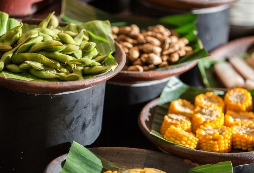 בית מלון כפרי Santika Pekalongan