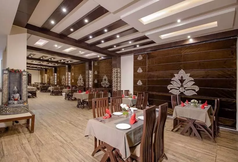 فندق Snow Valley Resorts Shimla