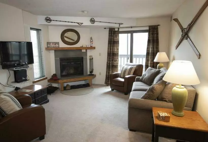 Mountain Lodge At Okemo