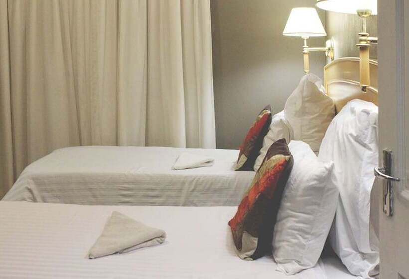 פנסיון Furnace Lodge