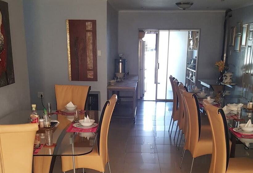 פנסיון Furnace Lodge