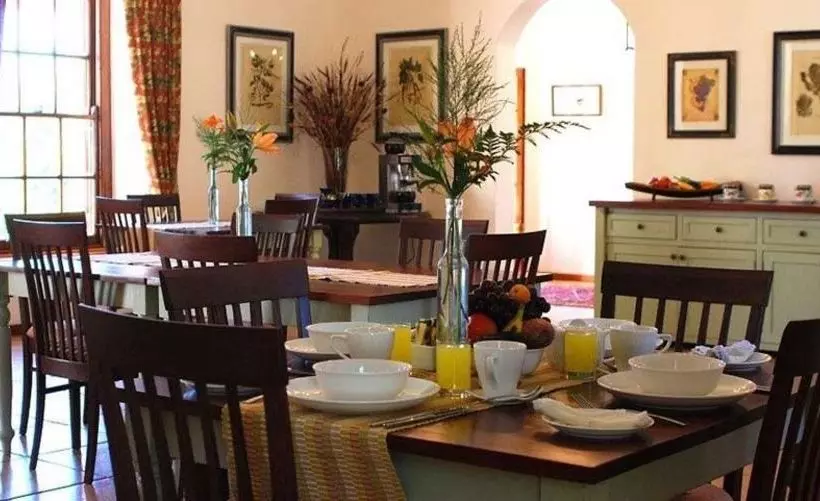 پانسیون Ridgeback House