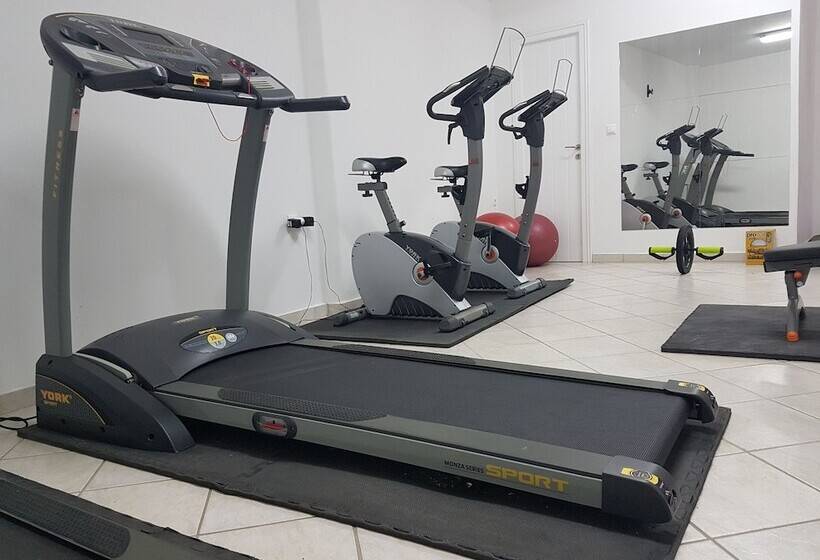 Romantica Hotel Apartments