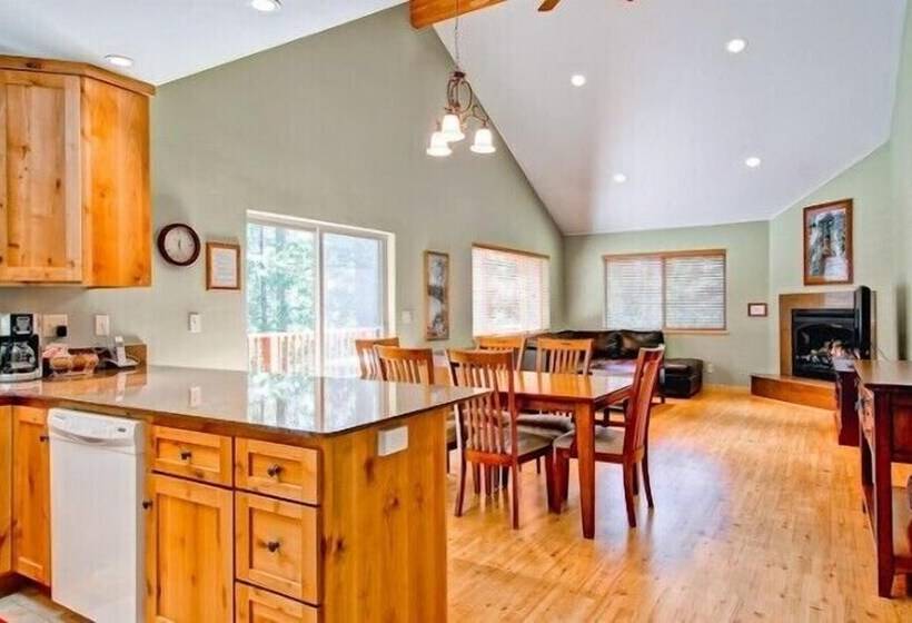 Scenic Wonders Sequoias 3 Bedrooms