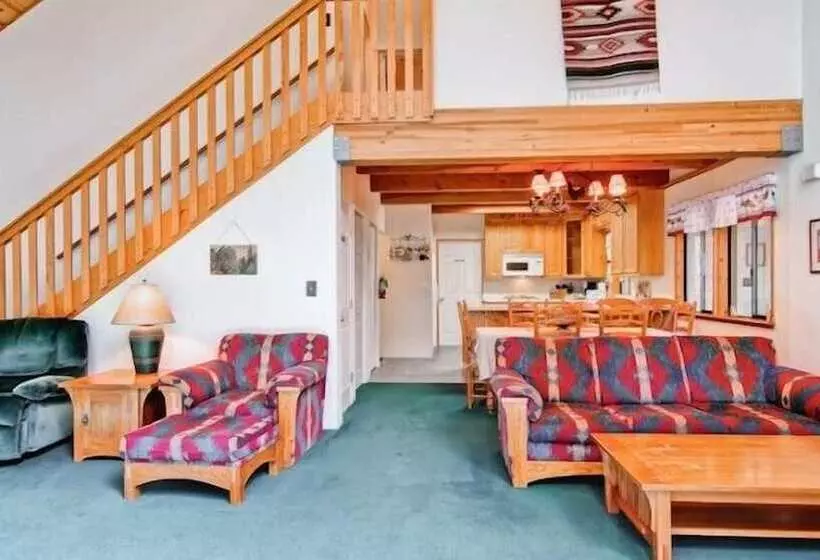 Scenic Wonders Yosemite View 3 Bedrooms