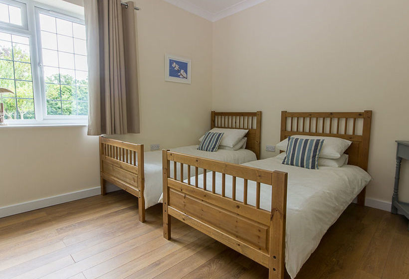 Amberwood Bed And Breakfast