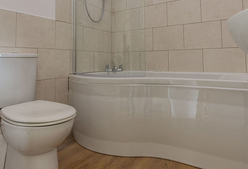 Amberwood Bed And Breakfast