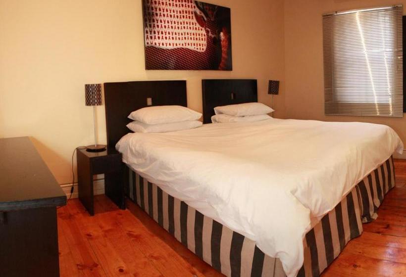 Daddy Long Legs Self Catering Apartments