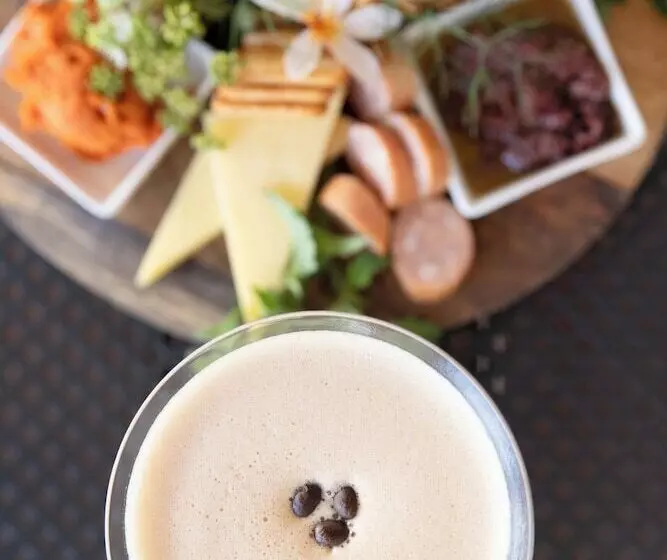 هتل Castaway Norfolk Island