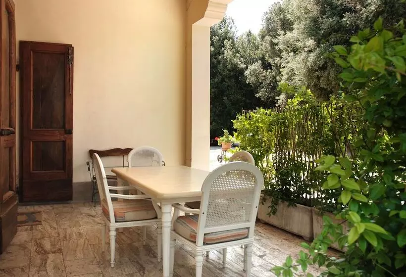 Отель La Casalta