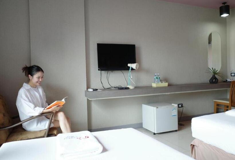 호텔 Samkwan Village