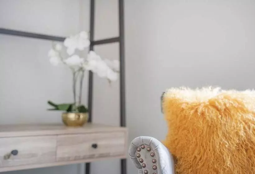 فندق The Woodside