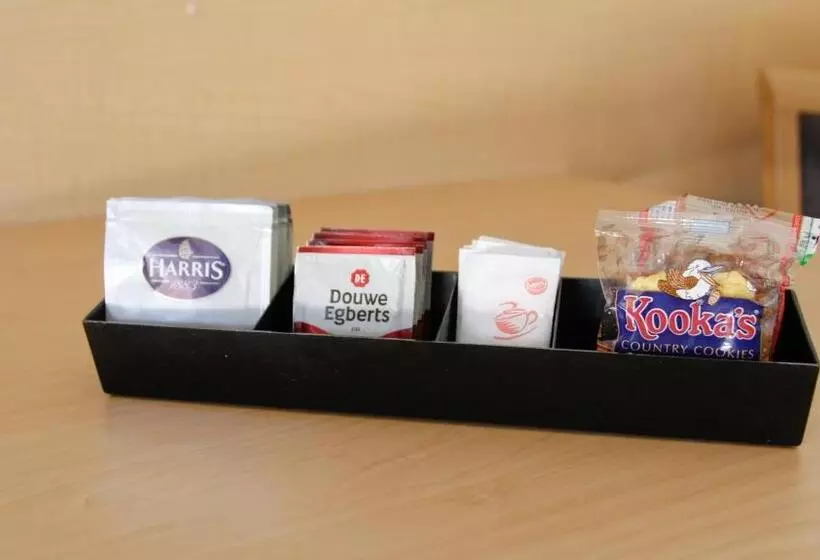 モーテル Mid City Motor Inn Queanbeyan