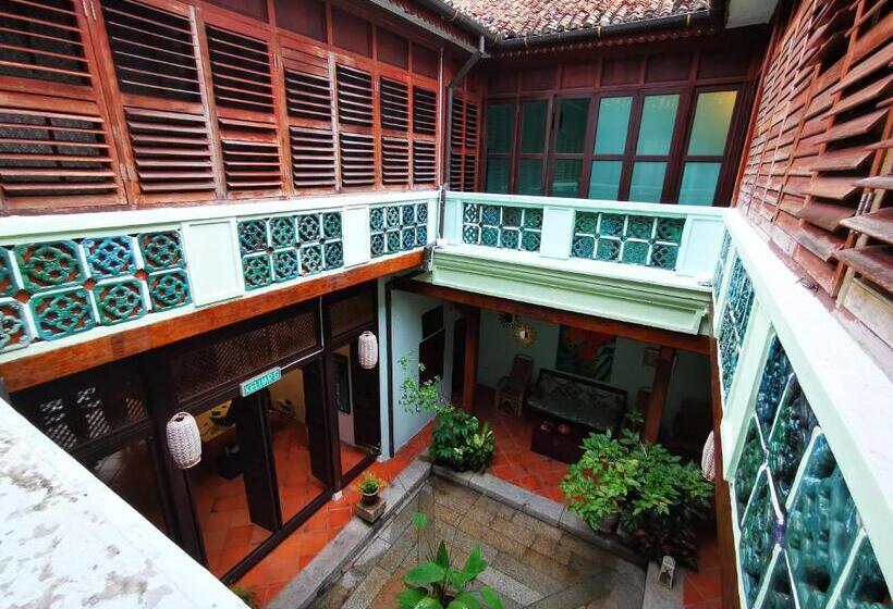 Пансион East Indies Mansion