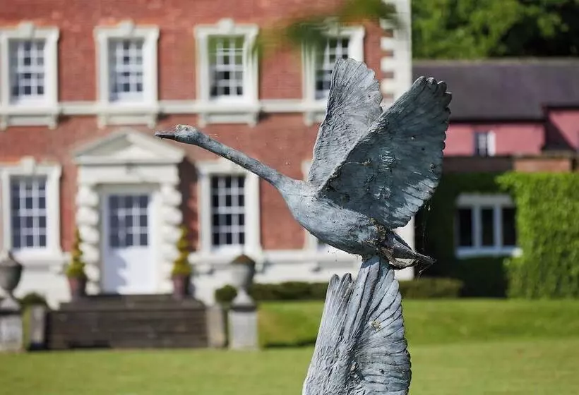 פנסיון The Old Coach House