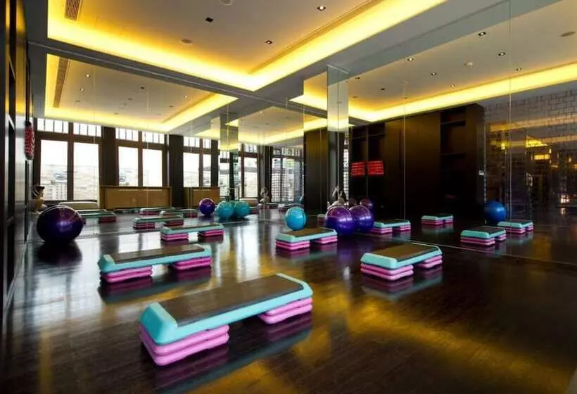 استراحتگاه Imperial Springs