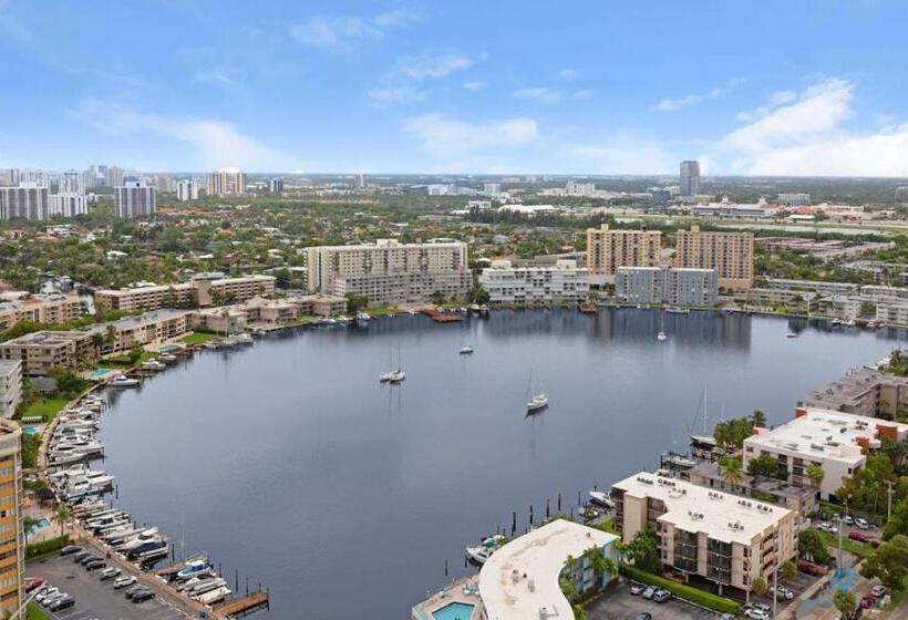 Schronisko Spectacular View Wbalcony Pool