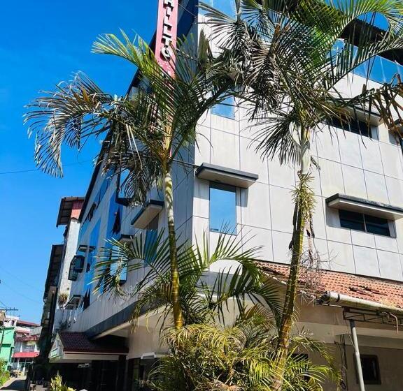 Coorg Hilltown Hotel Madikeri