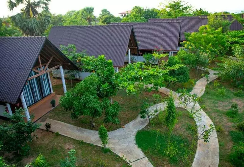 Lomakeskus Passi Nature Villas Pasikuda