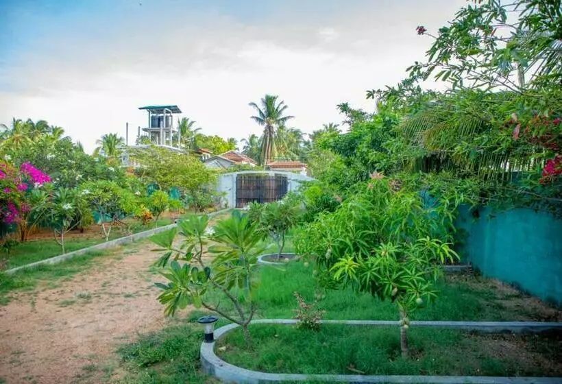 Lomakeskus Passi Nature Villas Pasikuda