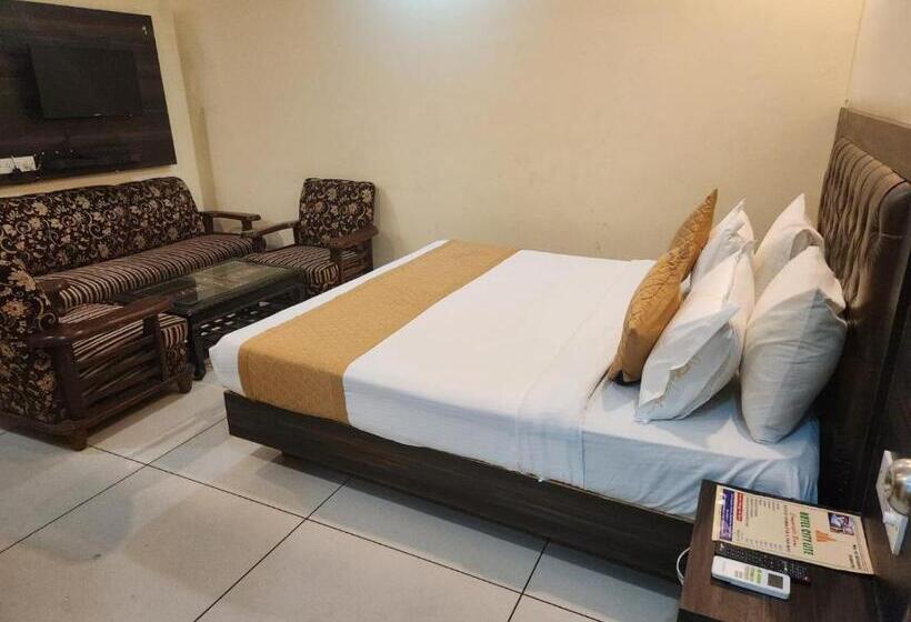 Airport Hotel Asian Blue Luxury