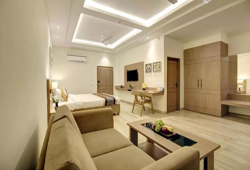 Airport Hotel Asian Blue Luxury
