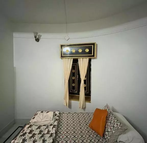 Hostel Desert Home Stay