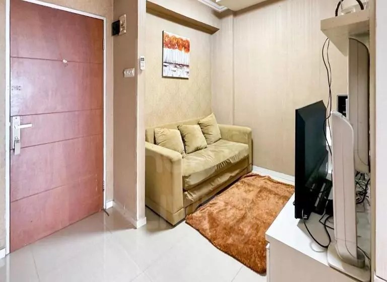 Hotelli Redliving Apartemen Cibubur Village   Nadjla Property