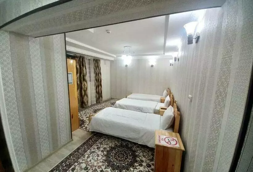 Hotel Registon Amir