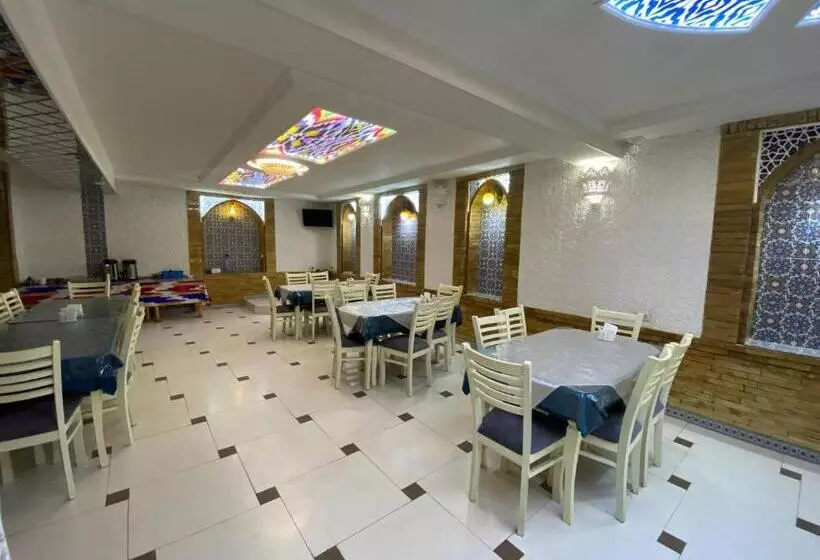 Hotel Registon Amir