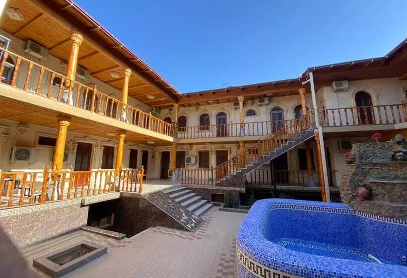 Hotel Registon Amir