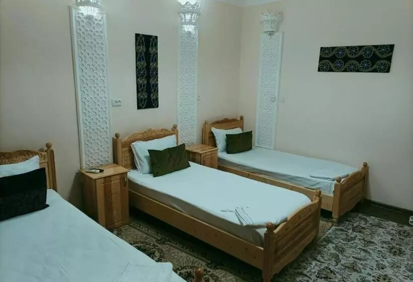Hotel Registon Amir